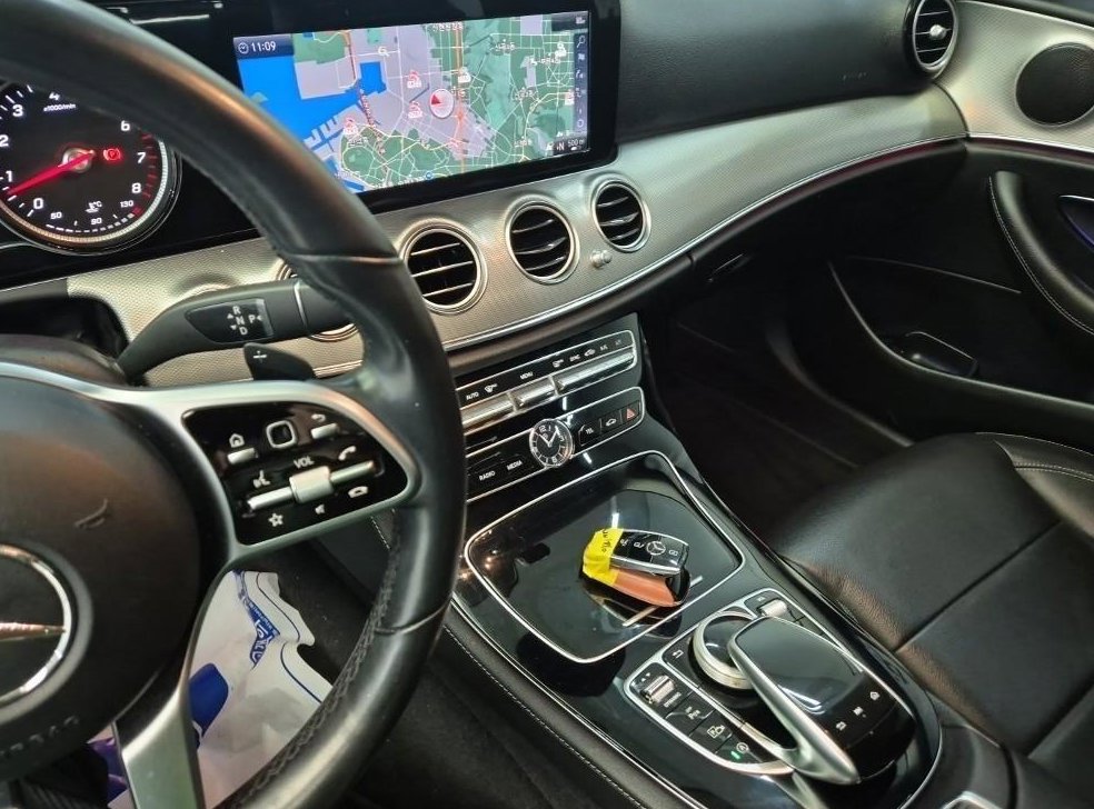 벤츠 E 클래스 E300 아방가르드 사진 10