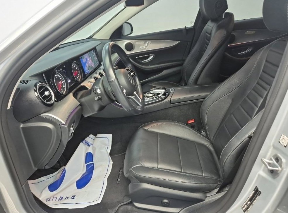벤츠 E 클래스 E300 아방가르드 사진 11