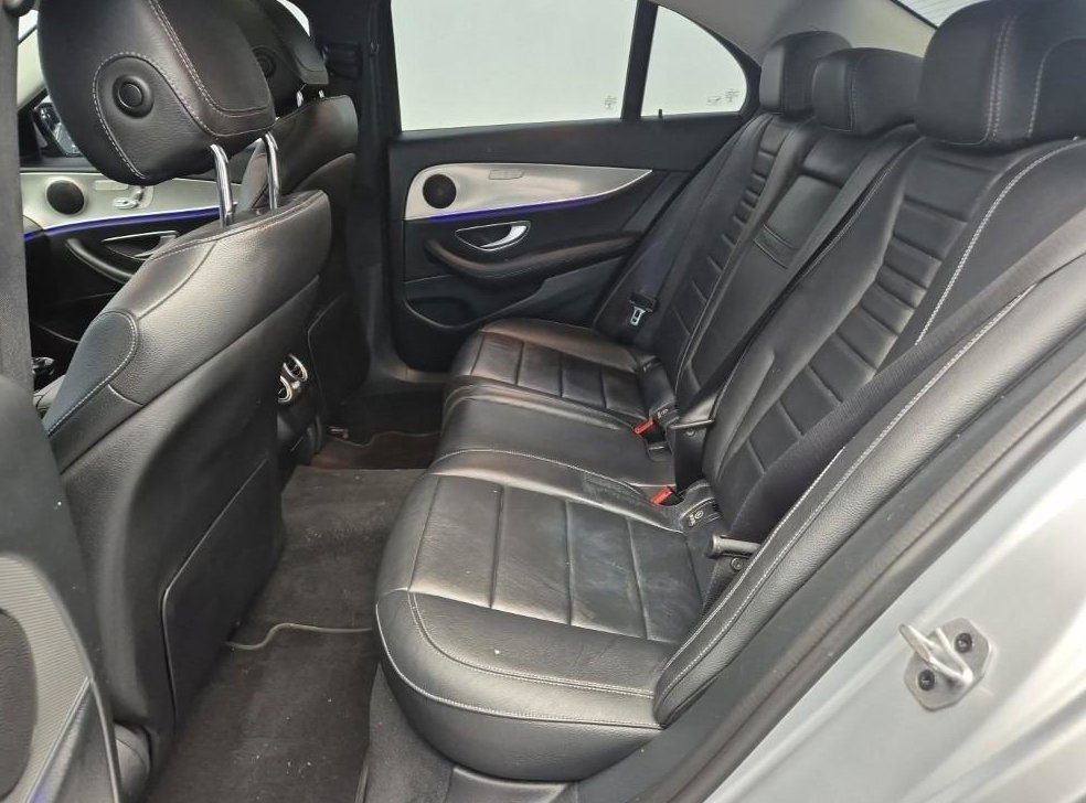 벤츠 E 클래스 E300 아방가르드 사진 12