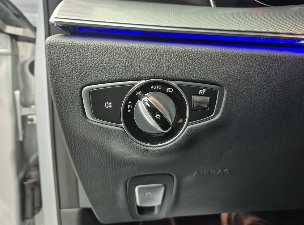 벤츠 E 클래스 E300 아방가르드 사진 18