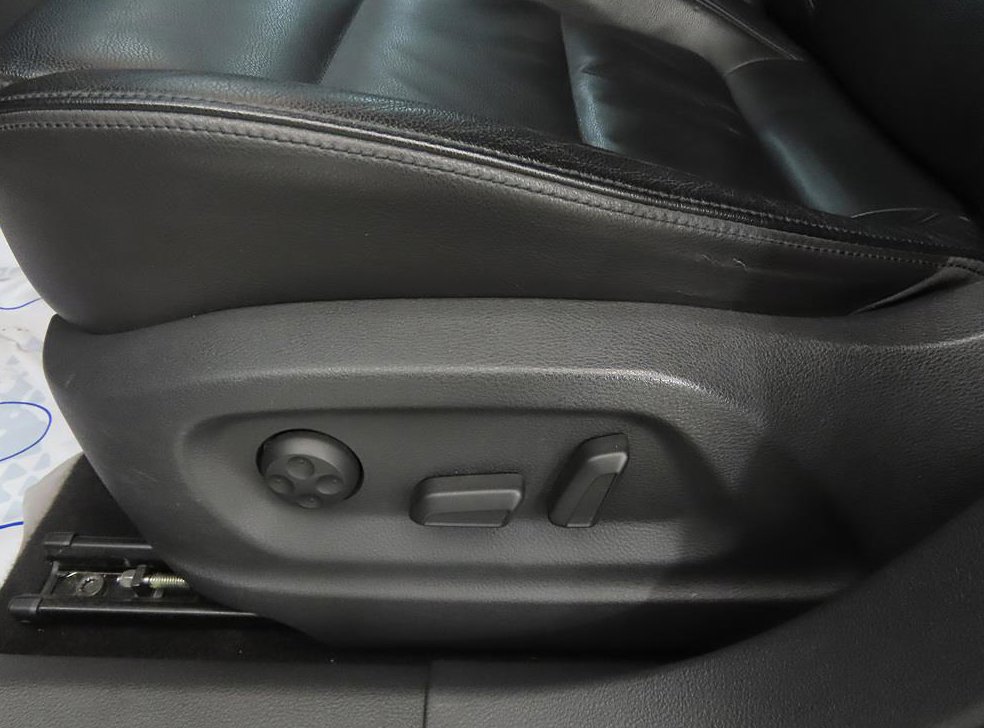 폭스바겐 티구안 2.0 TDI 프리미엄 사진 15