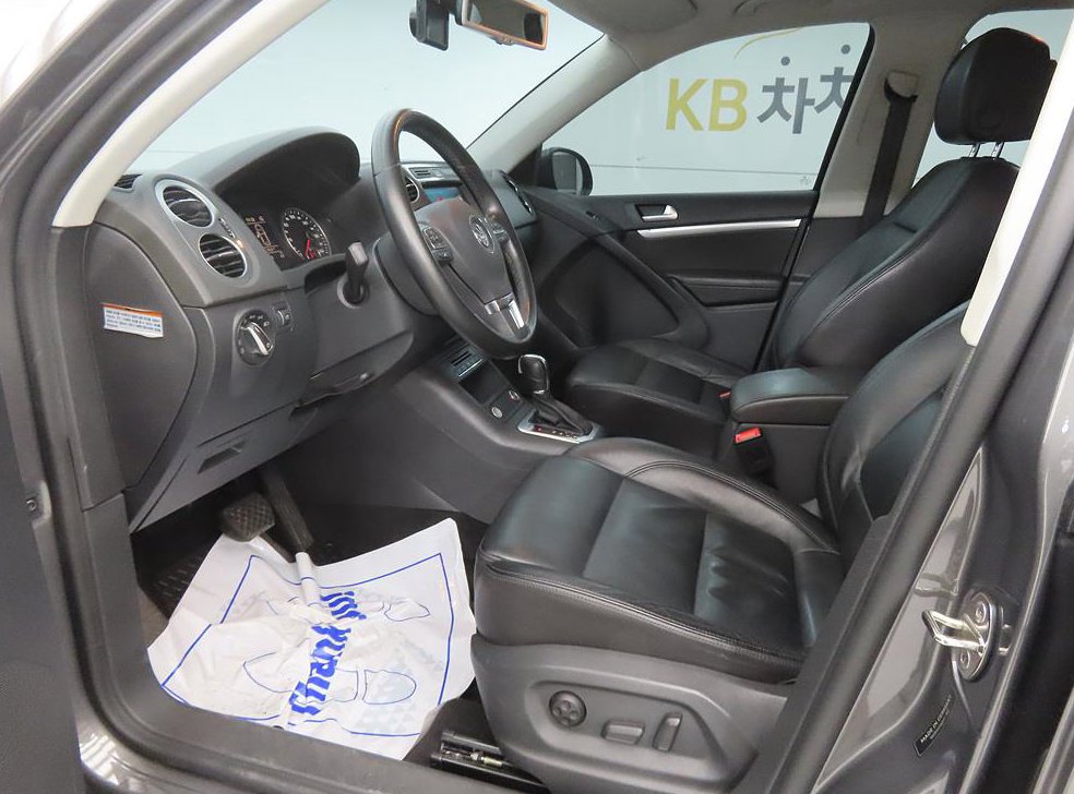 폭스바겐 티구안 2.0 TDI 프리미엄 사진 5