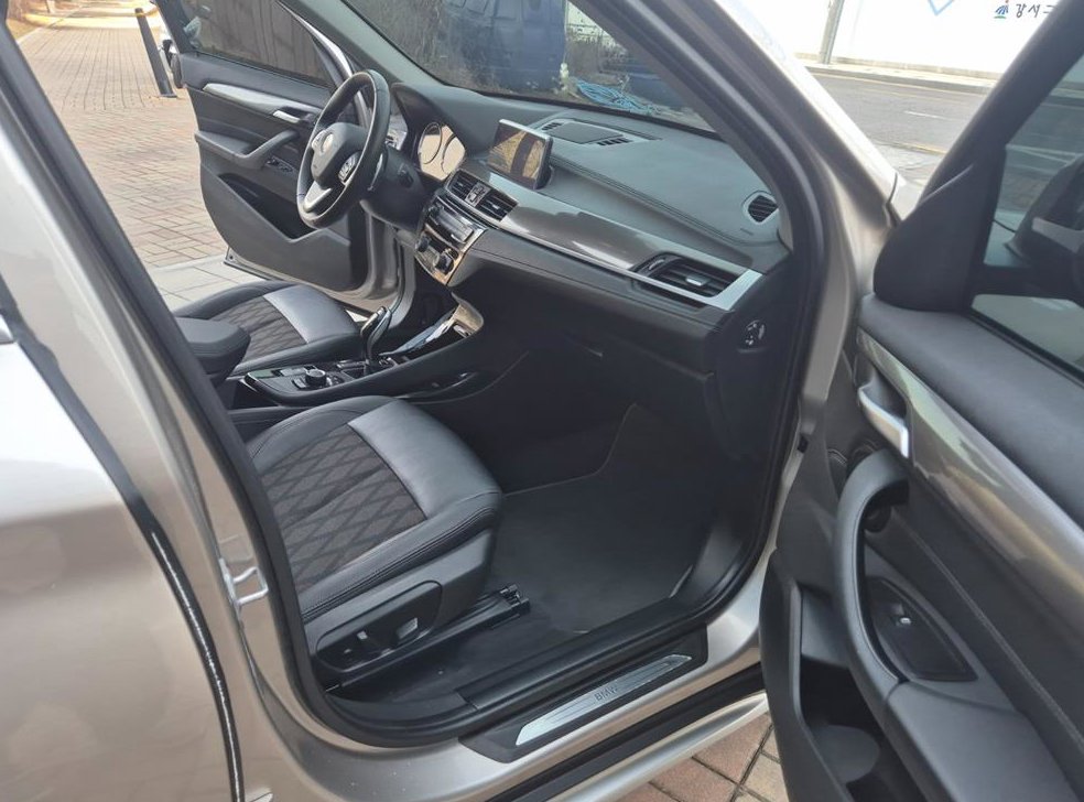 BMW X1 xDrive 18d xLine 사진 11