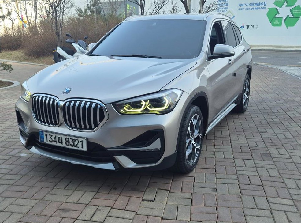 BMW X1 xDrive 18d xLine 사진 2