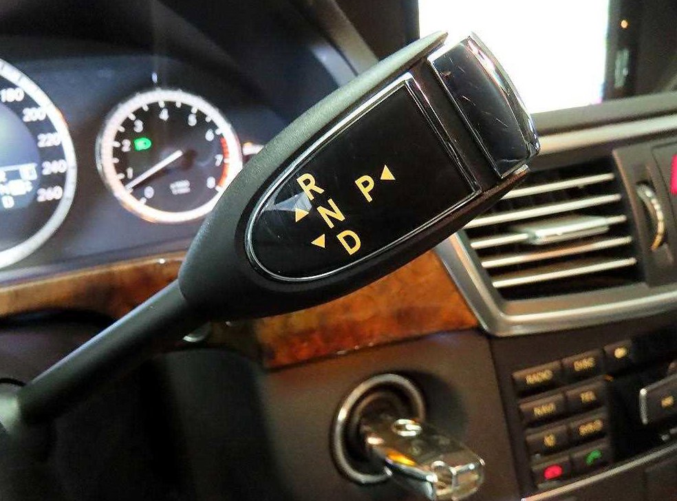 벤츠 E 클래스 E300 엘레강스 사진 12