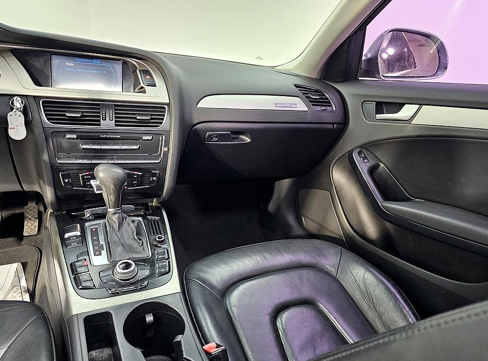 아우디 A4 2.0 TFSI 콰트로 사진 10
