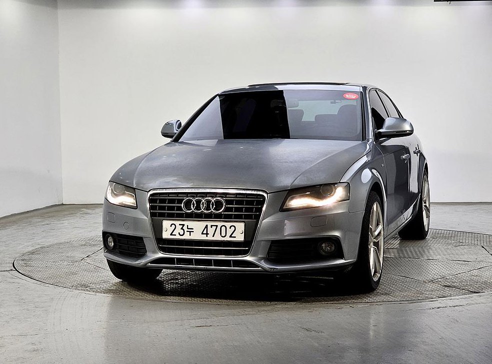 아우디 A4 2.0 TFSI 콰트로 사진 2