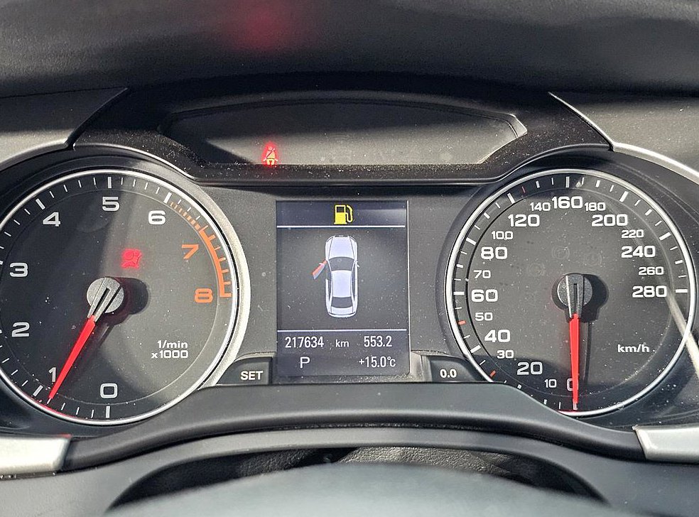 아우디 A4 2.0 TFSI 콰트로 사진 7