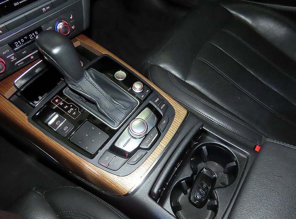 아우디 A6 40 TDI 콰트로 사진 12