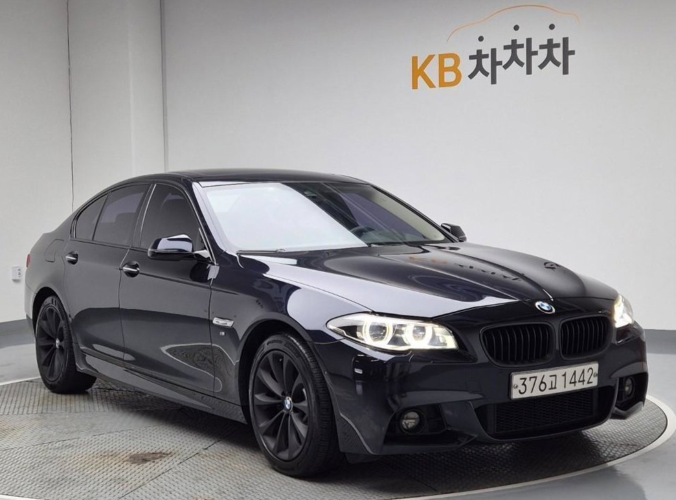 BMW 5시리즈 520d M 에어로다이나믹 사진 2