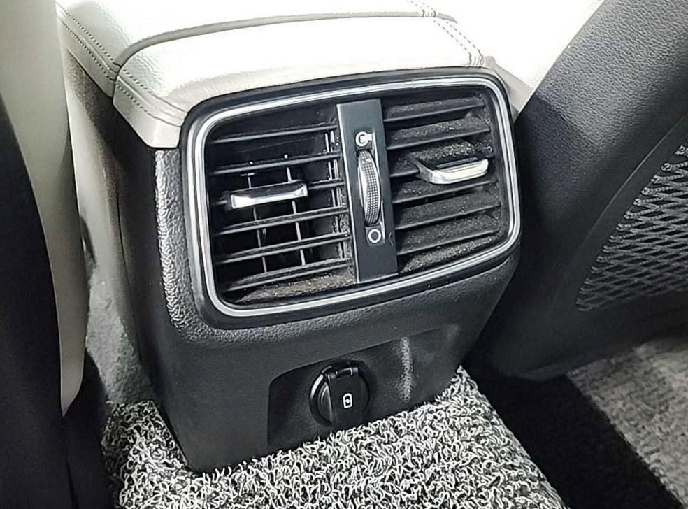 제네시스 G70 가솔린 2.0T 2WD 사진 14