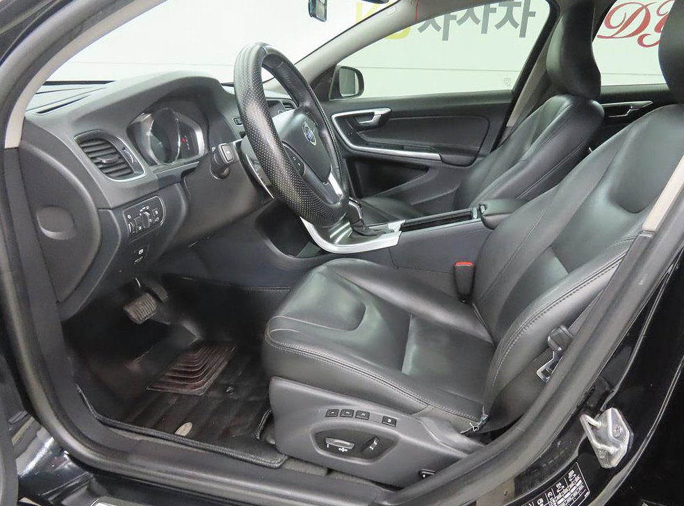 볼보 S60 D2 사진 5