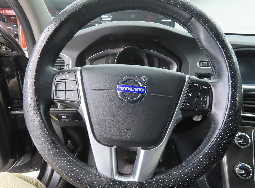 볼보 S60 D2 사진 8
