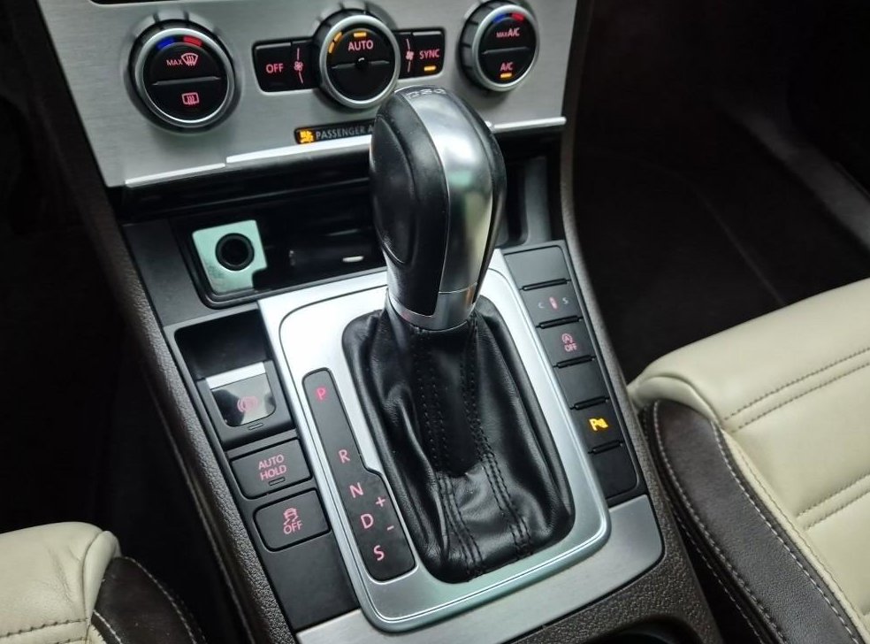 폭스바겐 CC 2.0 TDI 블루모션 사진 18