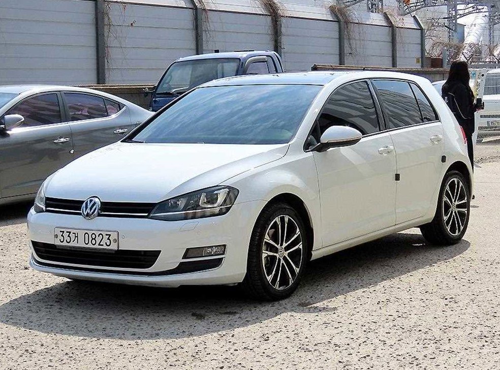 폭스바겐 골프 2.0 TDI 프리미엄 사진 2