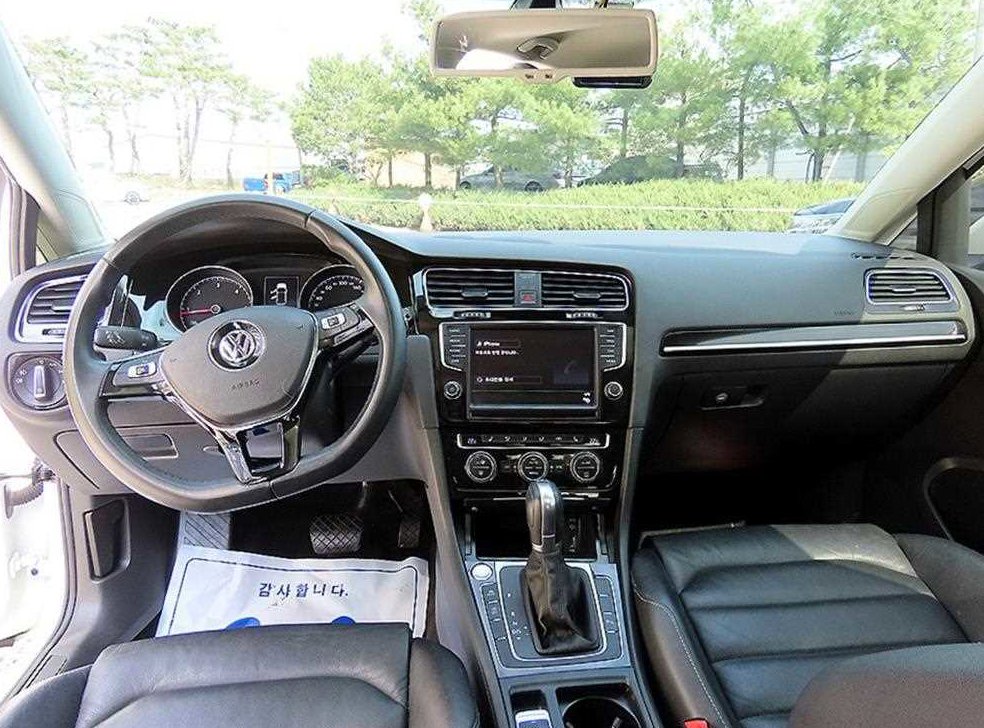 폭스바겐 골프 2.0 TDI 프리미엄 사진 7