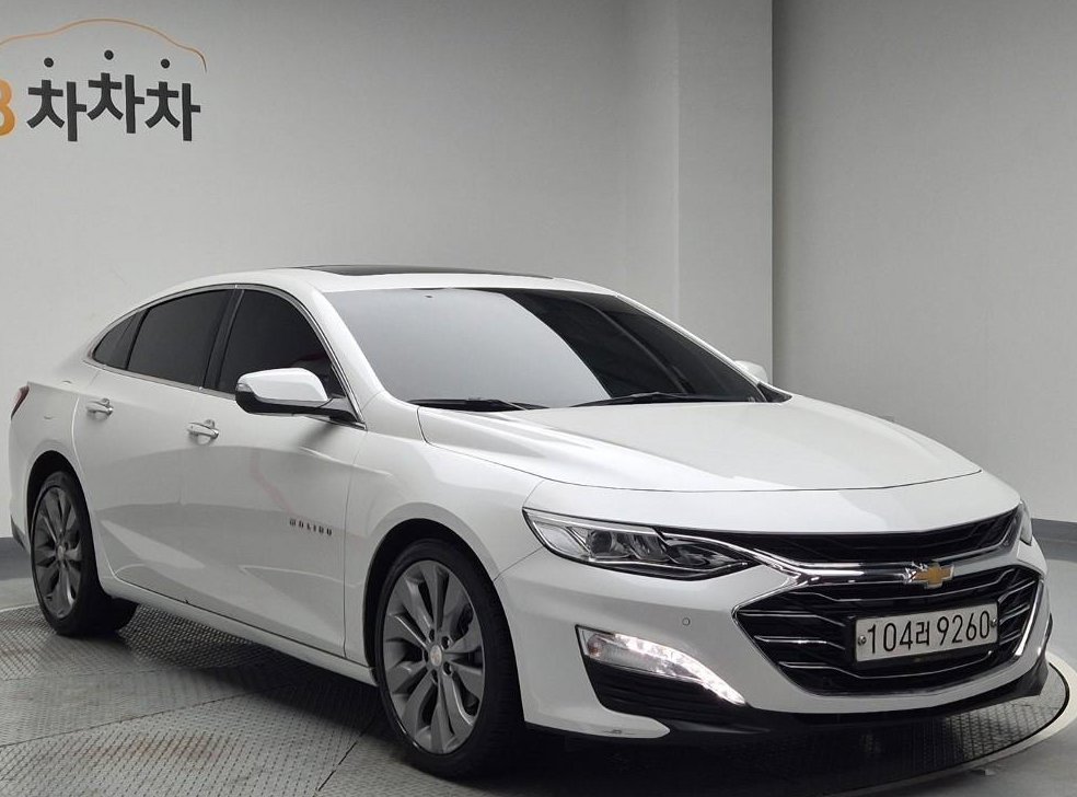 쉐보레 말리부 가솔린 1.3 E-터보 퍼펙트 블랙 사진 4