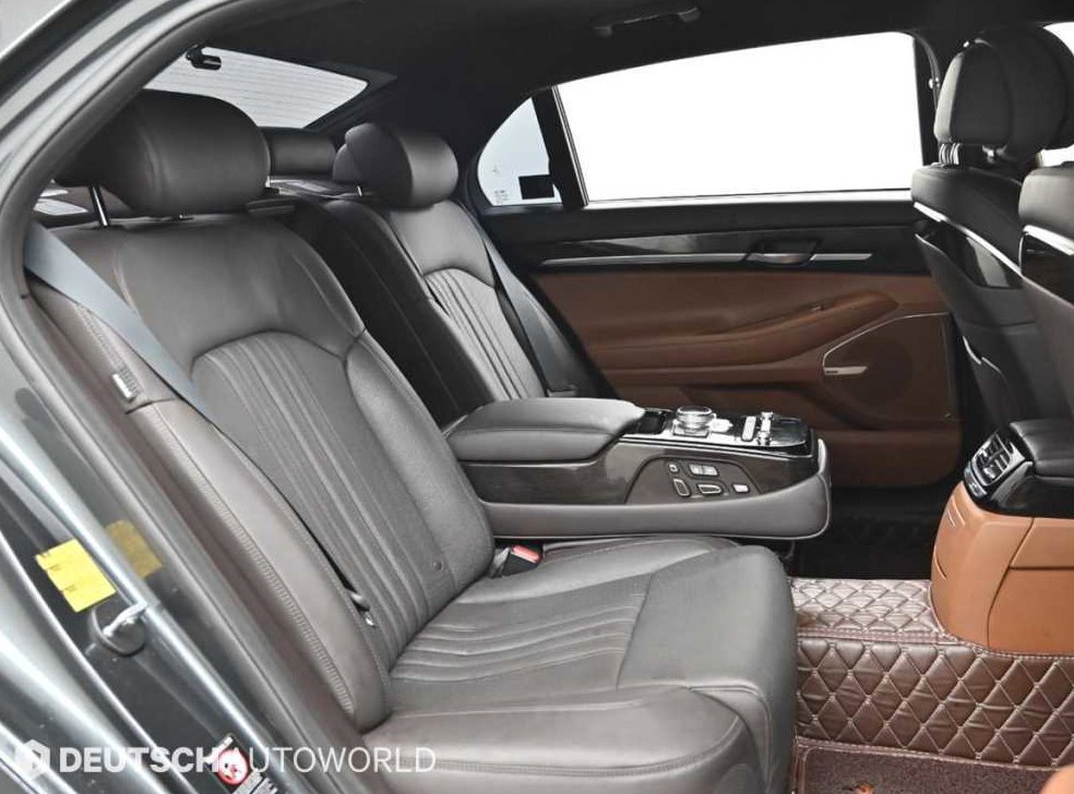 제네시스 G90 3.8 GDI AWD 사진 12
