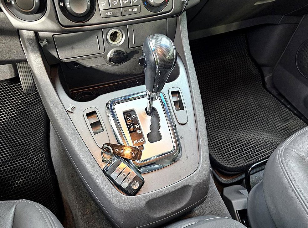 KG모빌리티(쌍용)  코란도 4WD LT 사진 14