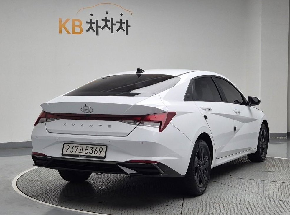 현대 아반떼 1.6 모던 사진 3