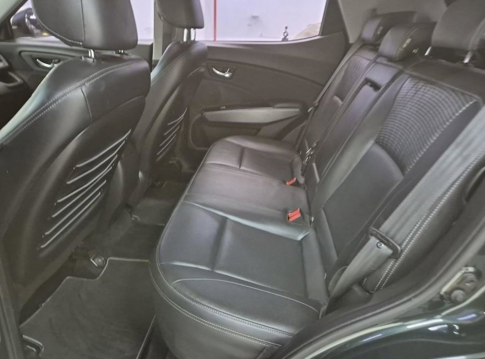 KG모빌리티(쌍용)  티볼리 2WD 디젤 VX 사진 12