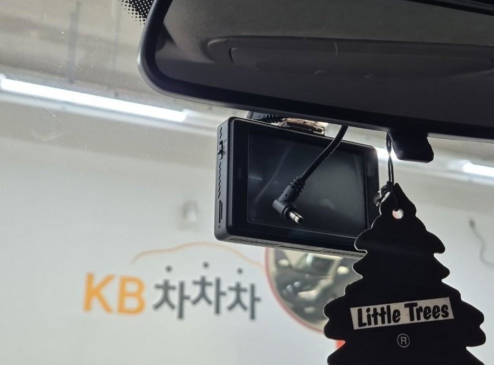 KG모빌리티(쌍용)  티볼리 2WD 디젤 VX 사진 16