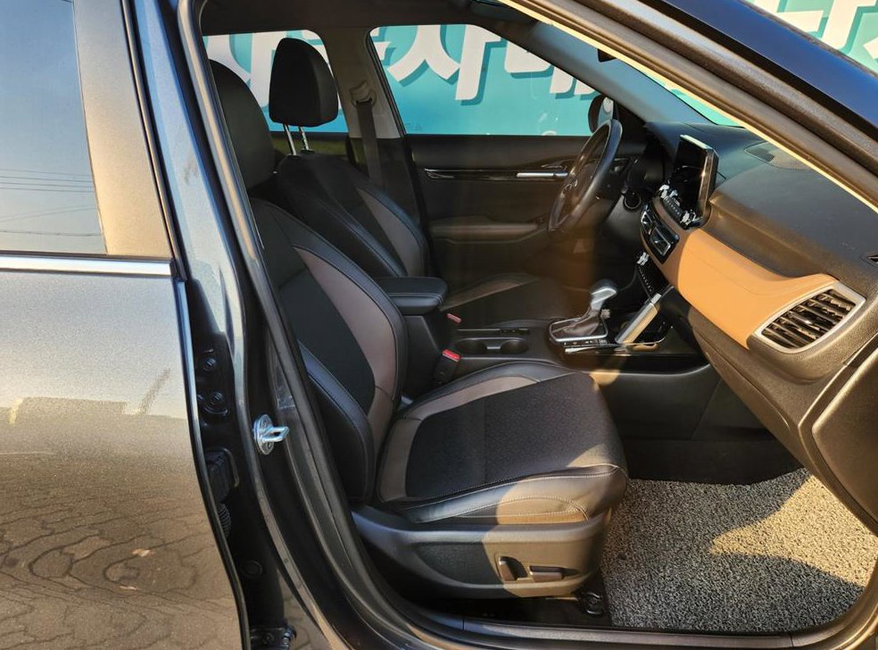기아 셀토스 가솔린 1.6 터보 4WD 사진 7