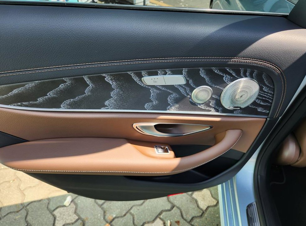 벤츠 E 클래스 E350 4MATIC 아방가르드 사진 7