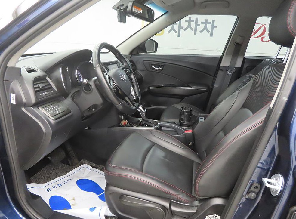 KG모빌리티(쌍용)  티볼리 2WD 가솔린 1.6 IX 사진 5