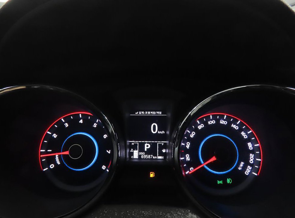 KG모빌리티(쌍용)  티볼리 2WD 가솔린 1.6 IX 사진 9