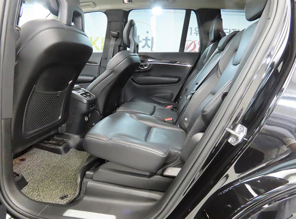 볼보 XC90 2.0 D5 AWD 사진 6