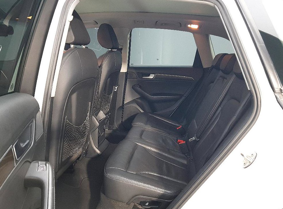 아우디 Q5 35 TDI 콰트로 다이나믹 사진 9