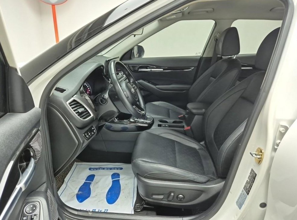 기아 셀토스 가솔린 1.6 터보 4WD 사진 11