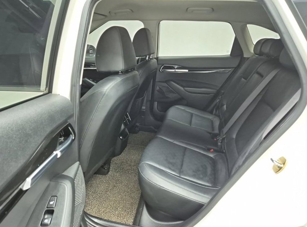 기아 셀토스 가솔린 1.6 터보 4WD 사진 12