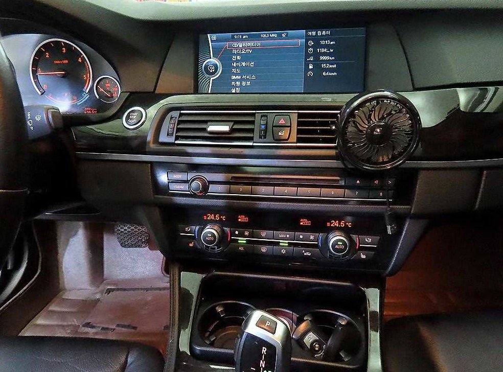 BMW 5시리즈 520d 사진 11