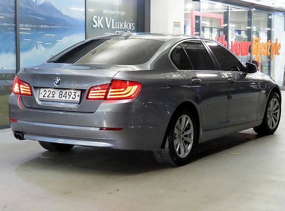 BMW 5시리즈 520d 사진 4
