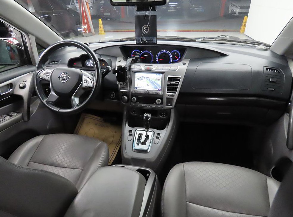 KG모빌리티(쌍용)  코란도 4WD 샤토 사진 5