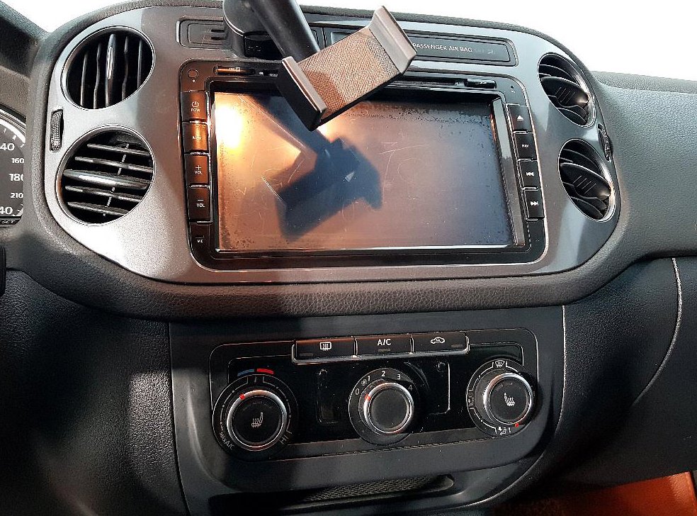 폭스바겐 티구안 2.0 TDI 컴포트 사진 11