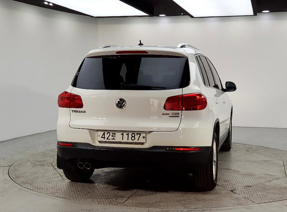 폭스바겐 티구안 2.0 TDI 컴포트 사진 3