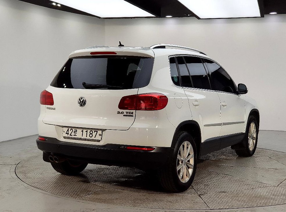폭스바겐 티구안 2.0 TDI 컴포트 사진 4