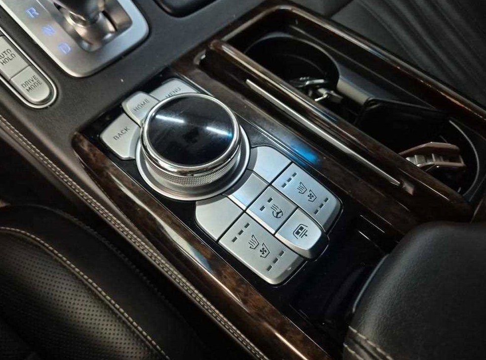 제네시스 G90 3.8 GDI AWD 사진 18