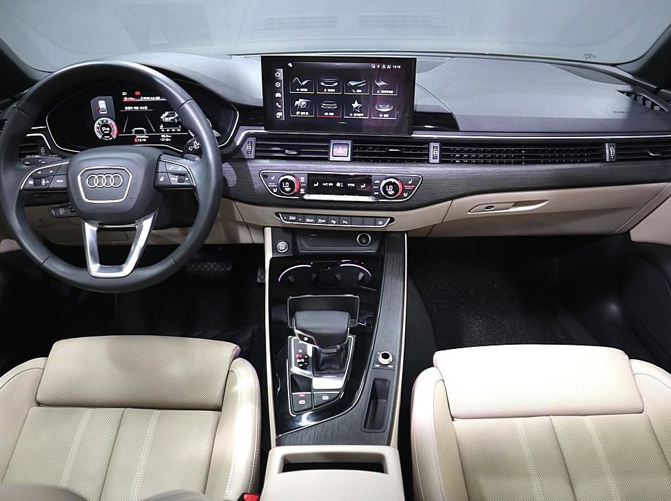 아우디 A4 40 TFSI 프리미엄 사진 5