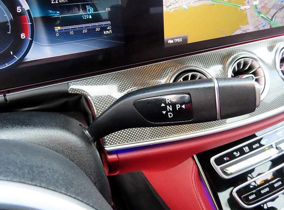 벤츠 CLS 클래스 CLS 400d 4MATIC AMG Line 사진 11