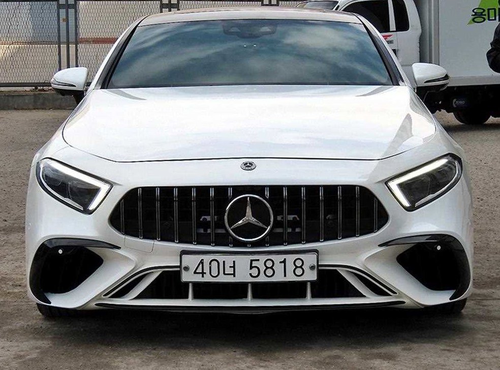 벤츠 CLS 클래스 CLS 400d 4MATIC AMG Line 사진 2
