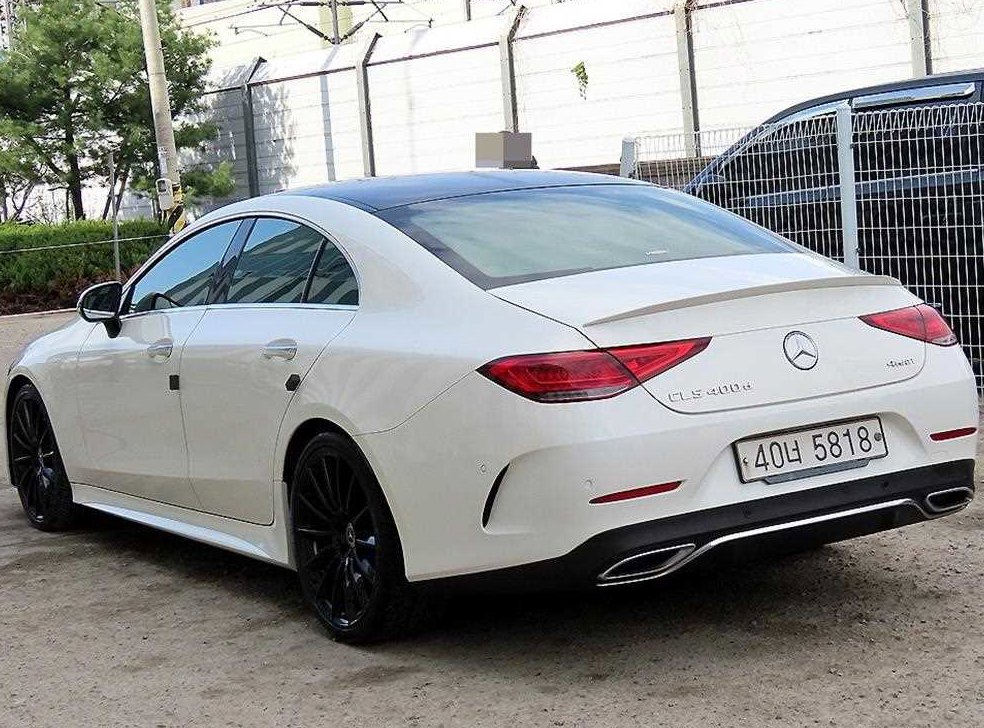 벤츠 CLS 클래스 CLS 400d 4MATIC AMG Line 사진 3