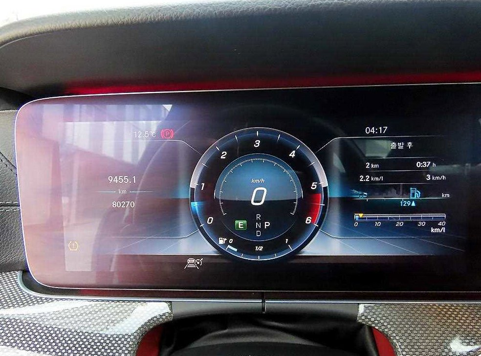 벤츠 CLS 클래스 CLS 400d 4MATIC AMG Line 사진 9