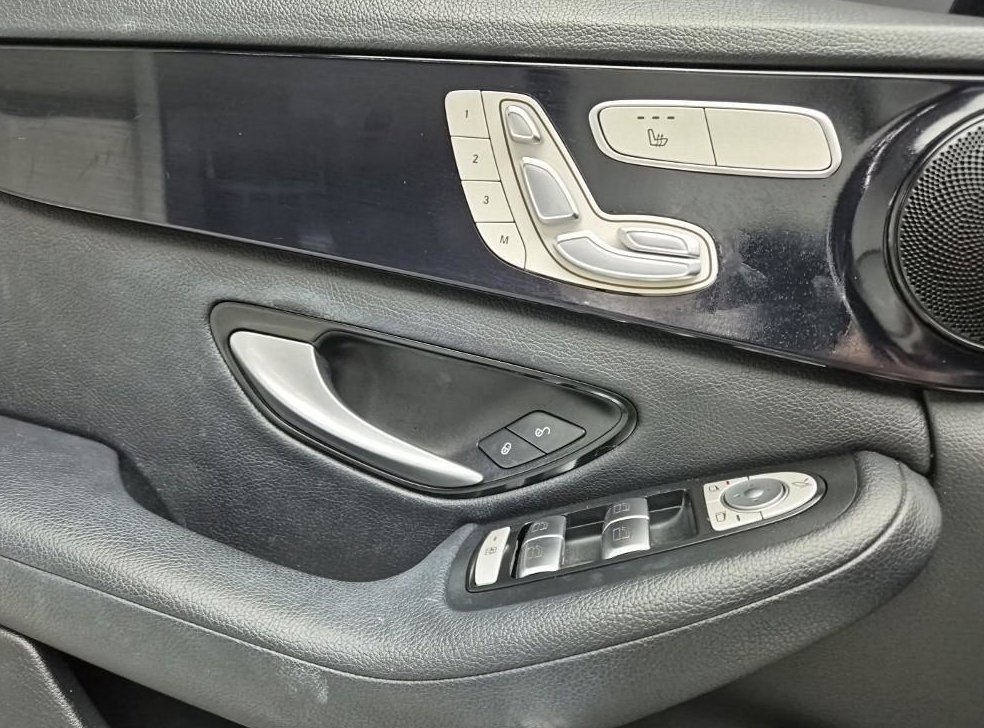 벤츠 C 클래스 C200 사진 19