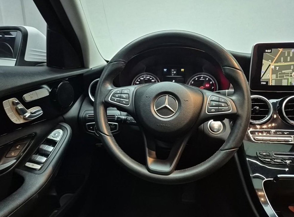 벤츠 C 클래스 C200 사진 9