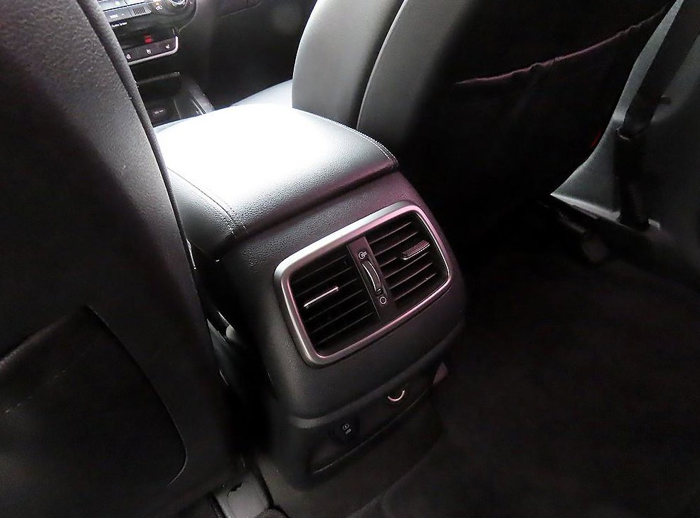 기아 쏘렌토 디젤 2WD 2.0 프레스티지 사진 17