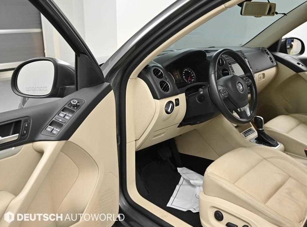 폭스바겐 티구안 2.0 TSI 컴포트 사진 11